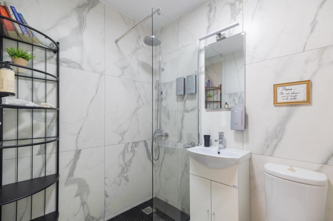 Plaka Arch Suites Афіни Екстер'єр фото