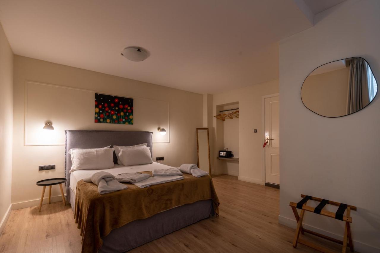 Plaka Arch Suites Афіни Екстер'єр фото