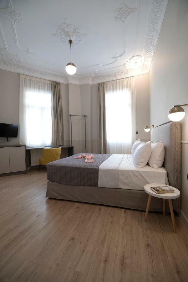 Plaka Arch Suites Афіни Екстер'єр фото