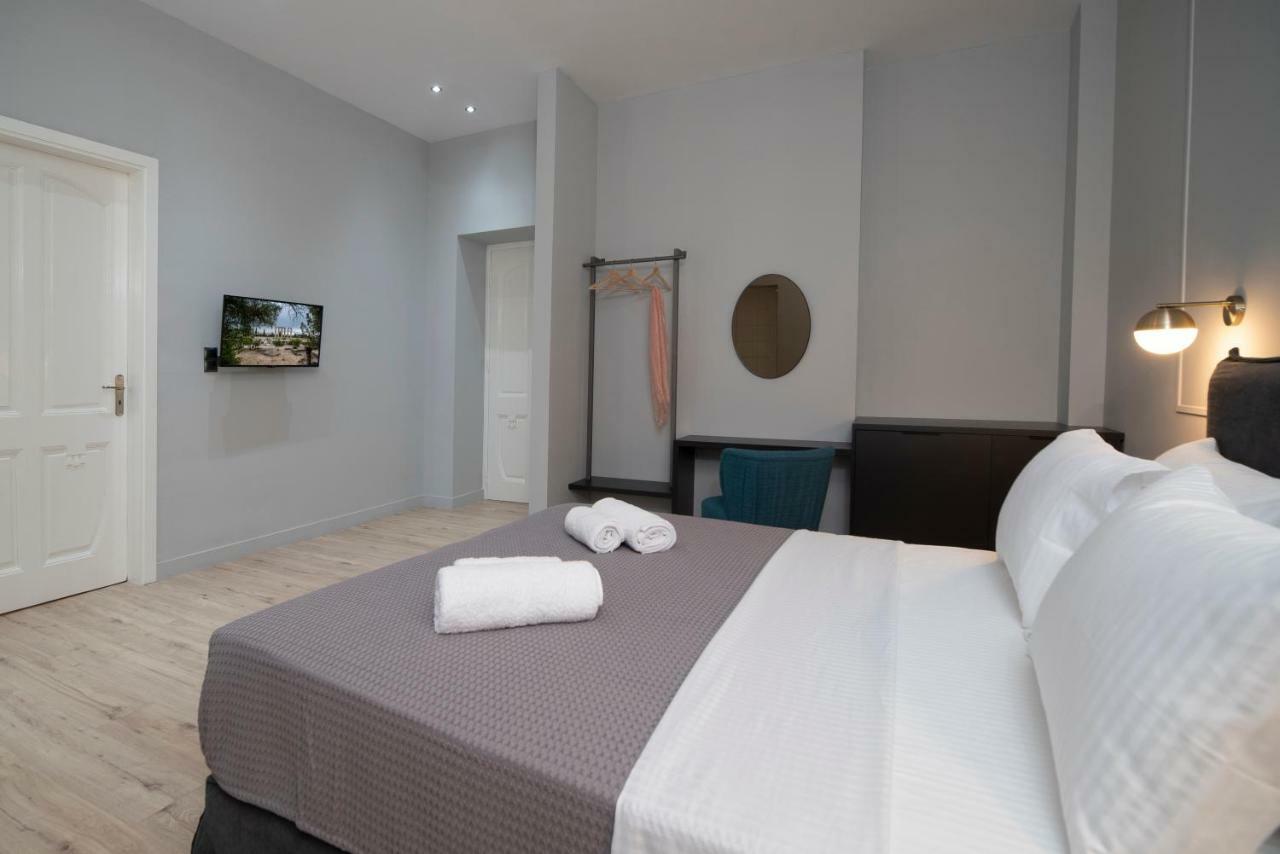 Plaka Arch Suites Афіни Екстер'єр фото